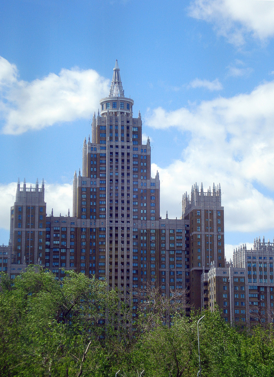 Астана, Проспект Кабанбай батыра, 11