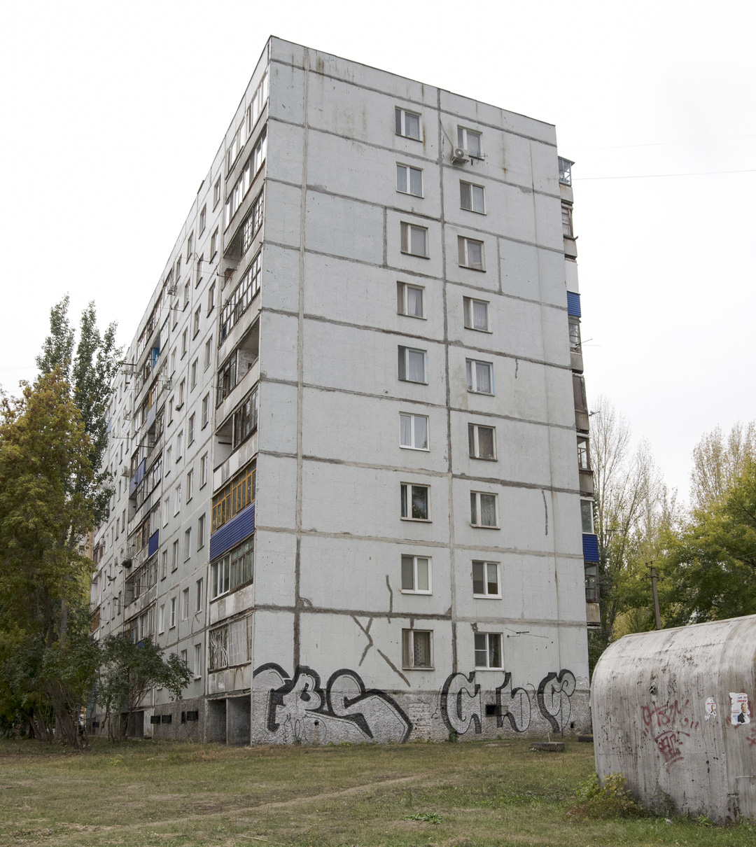 Новокуйбышевск, Улица Ворошилова, 24