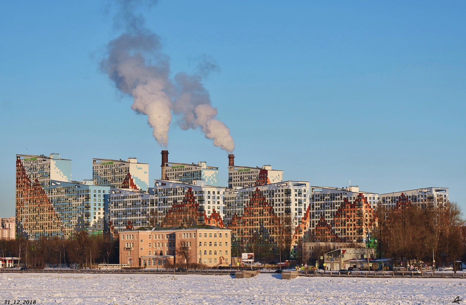 Санкт-Петербург, Улица Крыленко, 1 корп. 1 стр. 1; Улица Крыленко, 1 корп. 1 стр. 5; Улица Крыленко, 1 корп. 1 стр. 7; Улица Крыленко, 1 корп. 1 стр. 6; Улица Крыленко, 1 корп. 1 стр. 8; Октябрьская набережная, 48. Санкт-Петербург — Панорамы