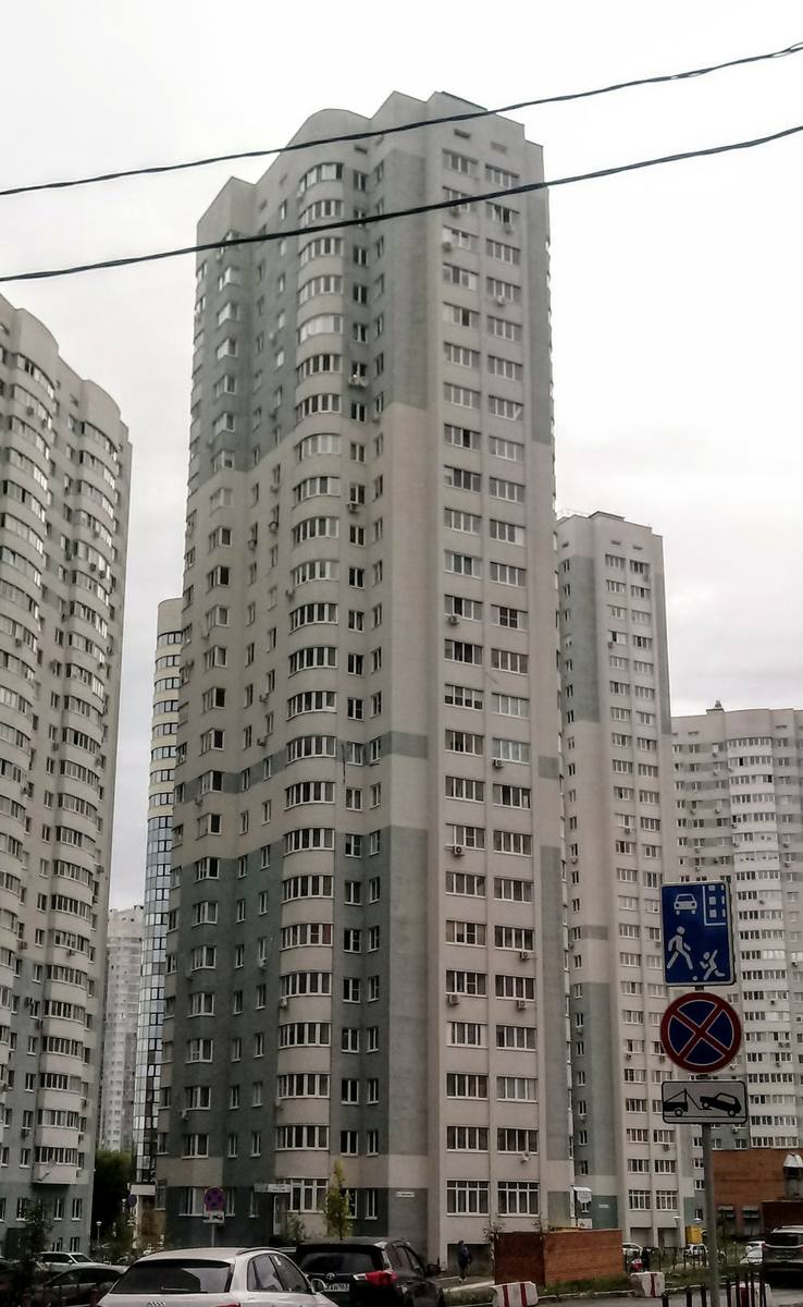 Samara, Улица Лукачева, 4