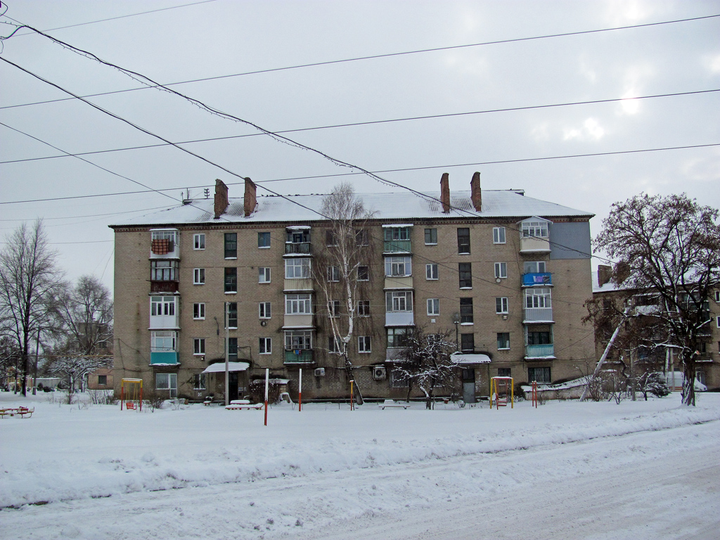 Соледар, Улица Карпинского, 3