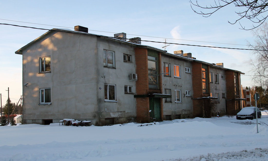 Варбола, Varbola keskus, 77