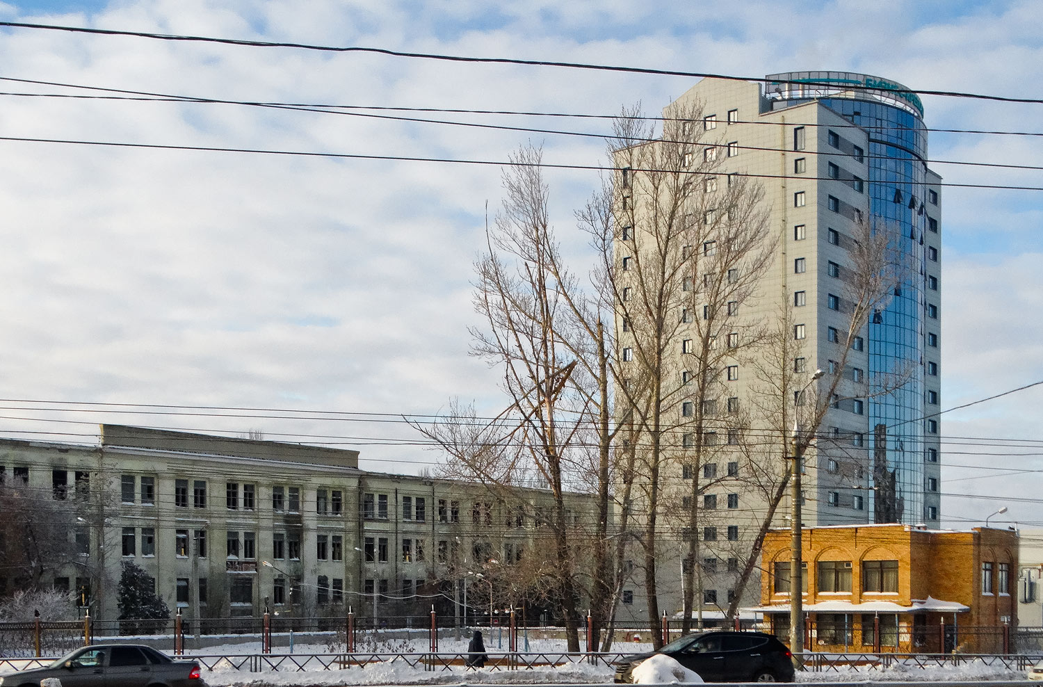 Самара, Проспект Карла Маркса, 201; Проспект Карла Маркса, 201Б; Улица Авроры, 152