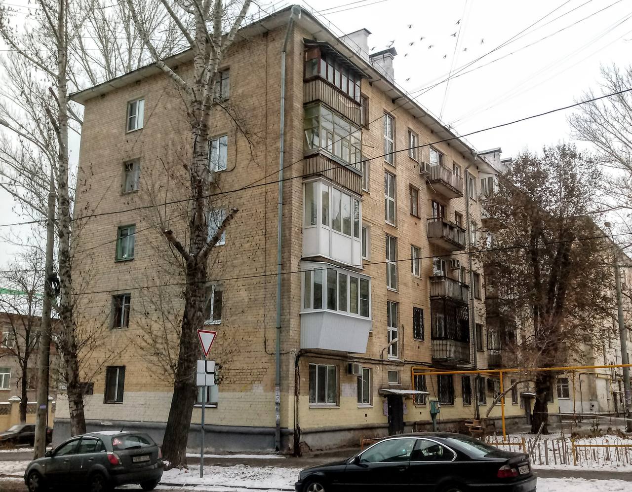 Самара, Улица Циолковского, 3 / Невская улица, 4