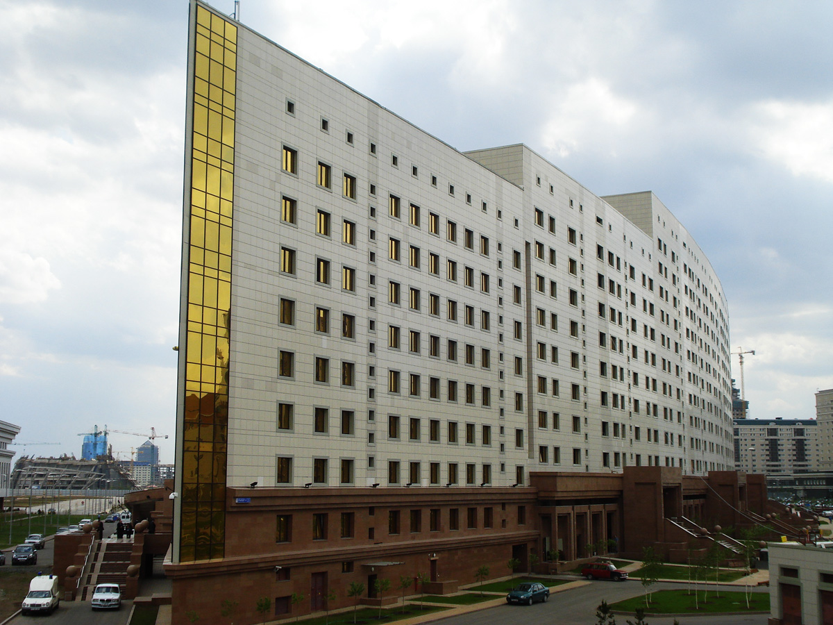 Astana, Проспект Мангилик Ел, 8
