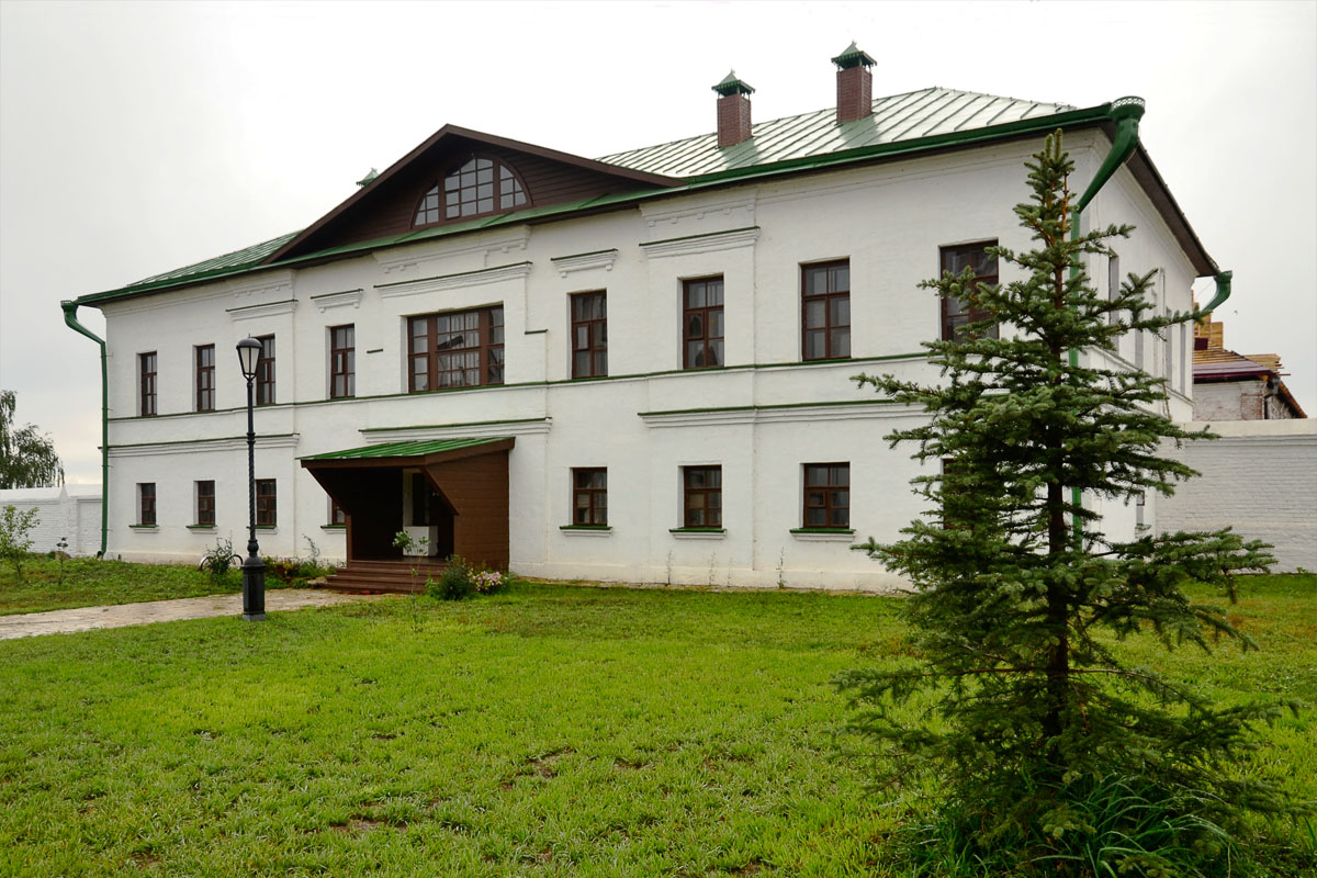 Свияжск, Троицкая улица, 12