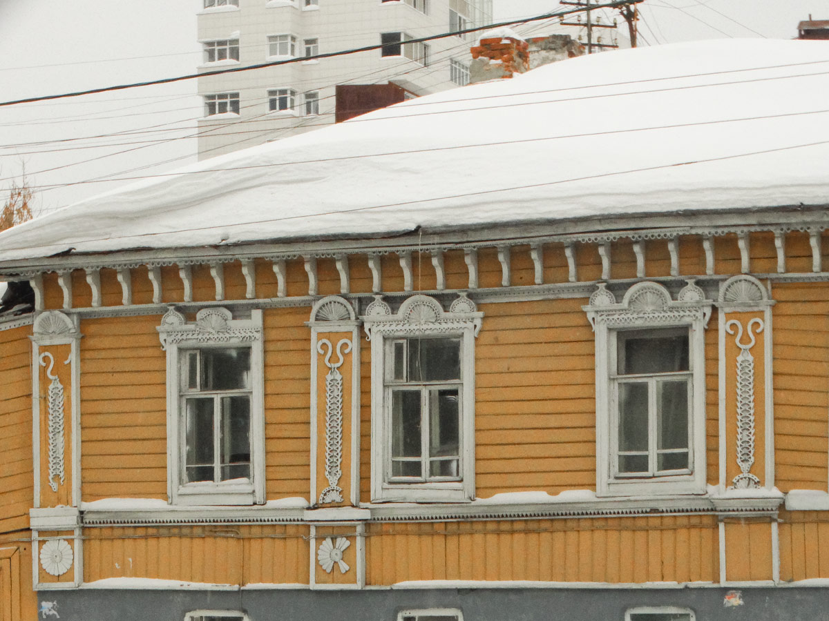 Samara, Самарская улица, 219 / улица Маяковского, 24. Резные наличники. Резные орнаменты (кроме наличников)