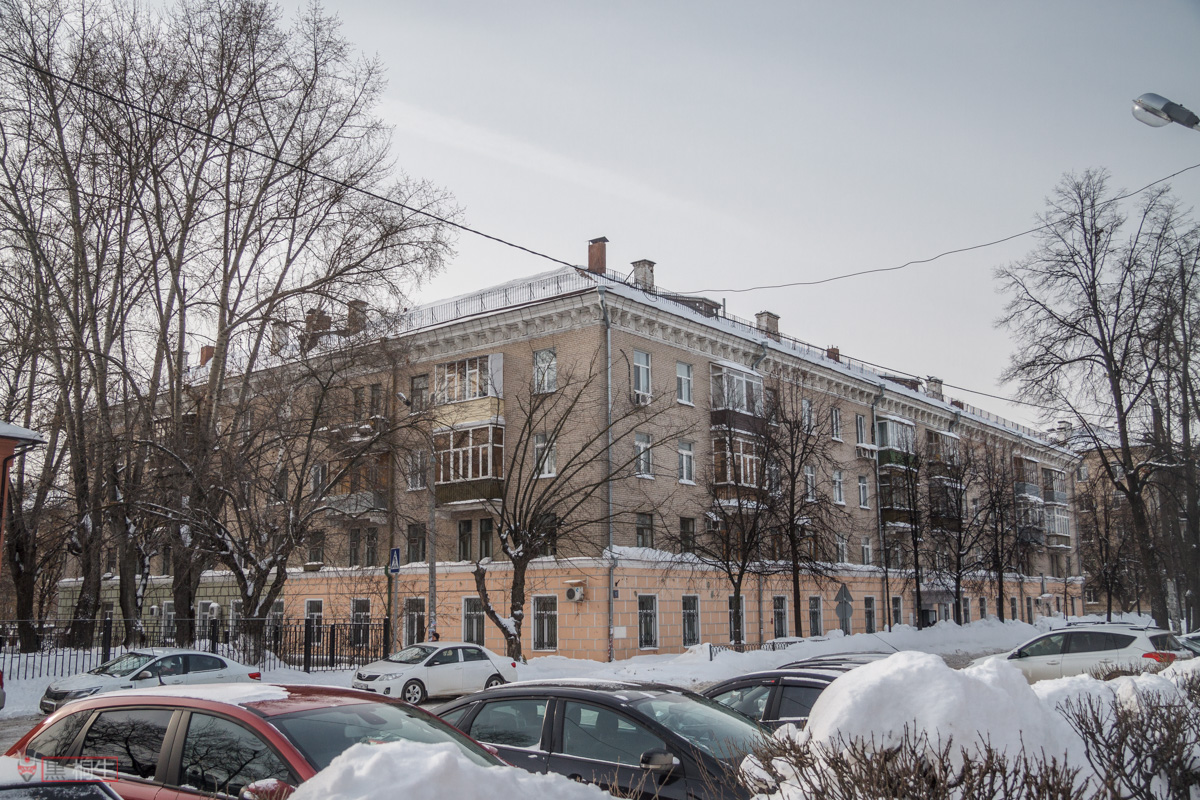 Казань, Улица Гагарина, 103