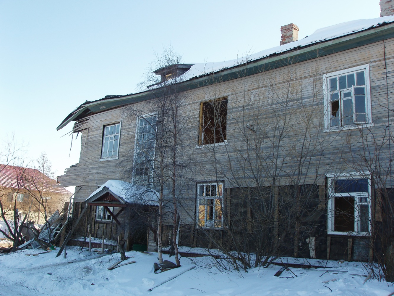 Naryan-Mar, Портовая улица, 4