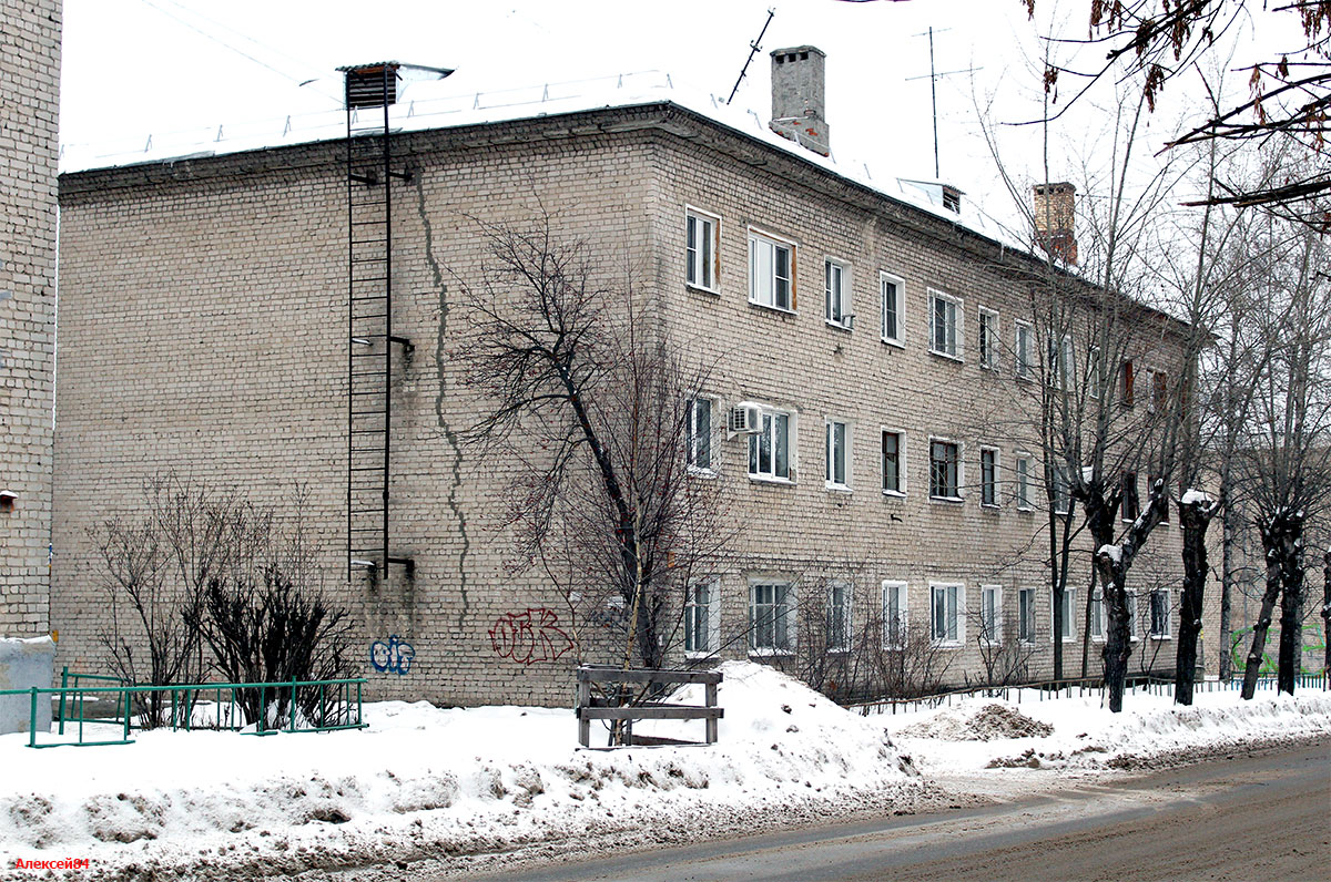 Дзержинск, Улица Революции, 17