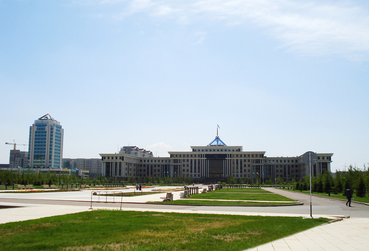 Астана, Улица Достык, 14; Улица Сыганак, 25; Улица Сыганак, 18/1; Улица Сыганак, 18/3