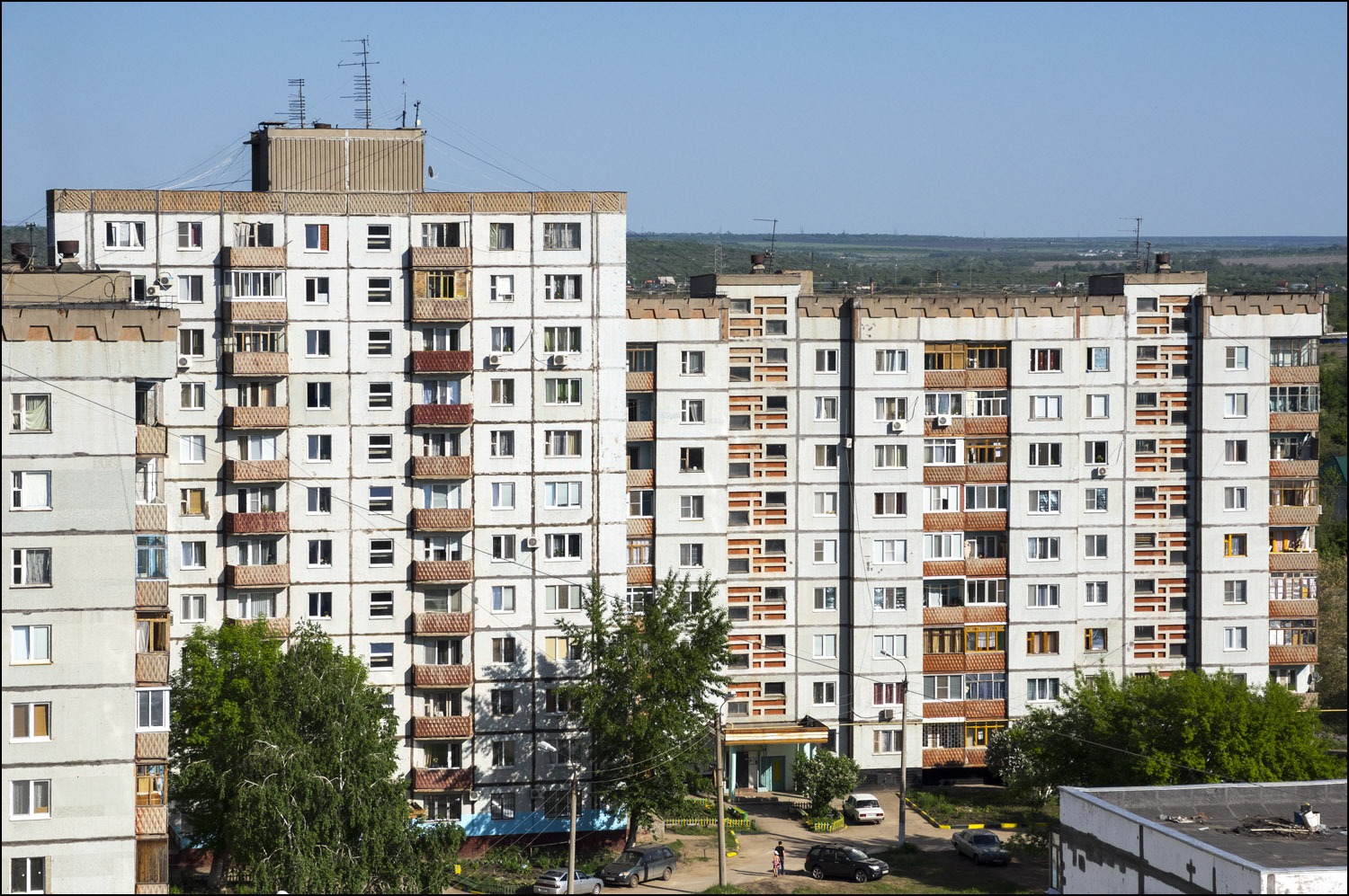 Novokuybyshevsk, Улица Карбышева, 2; Улица Карбышева, 4