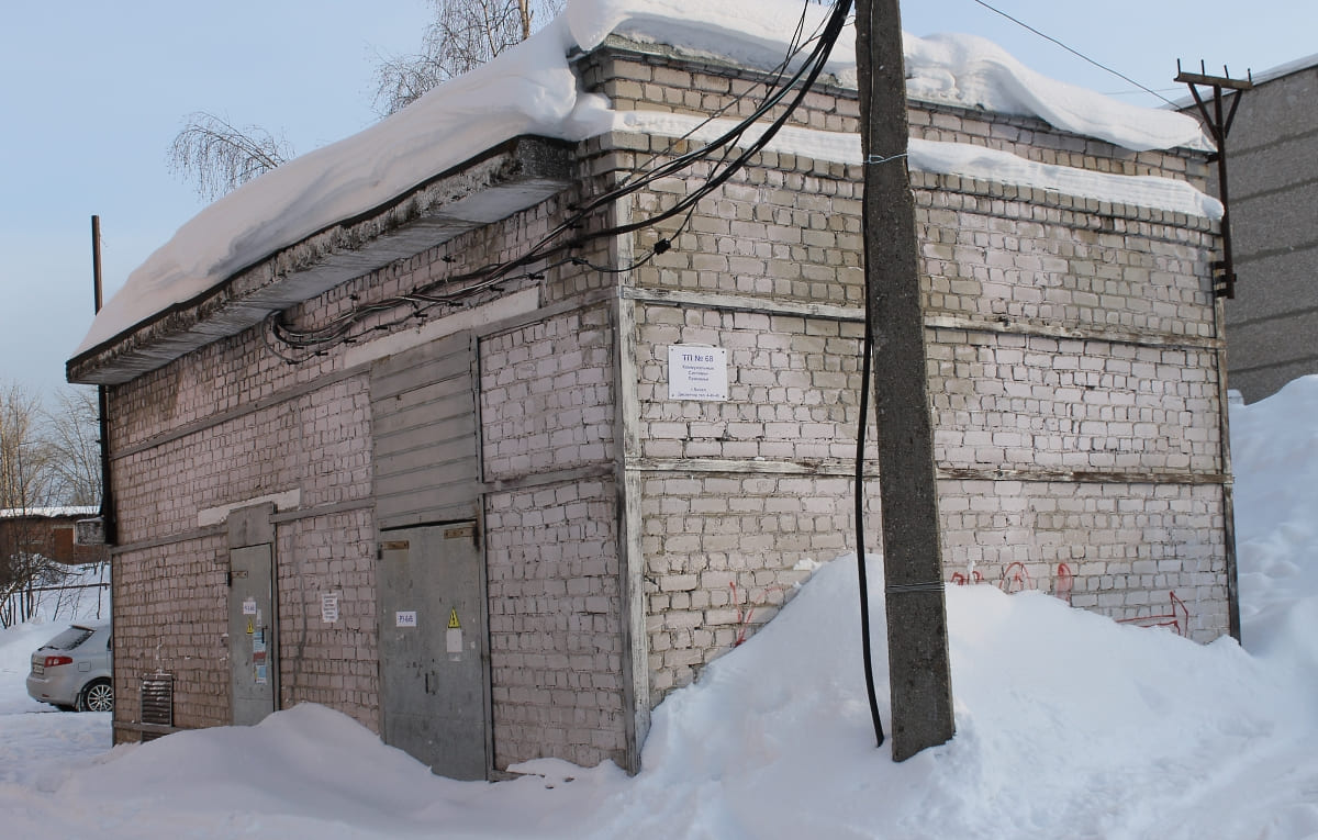 Кизел, Учебная улица, 12* Кизел, Учебная улица, 12*