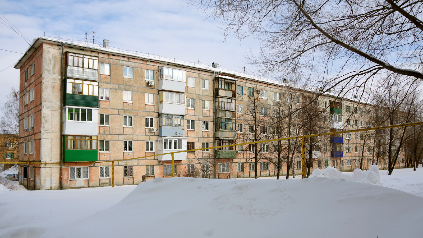 Новокуйбышевск, Улица Островского, 28А