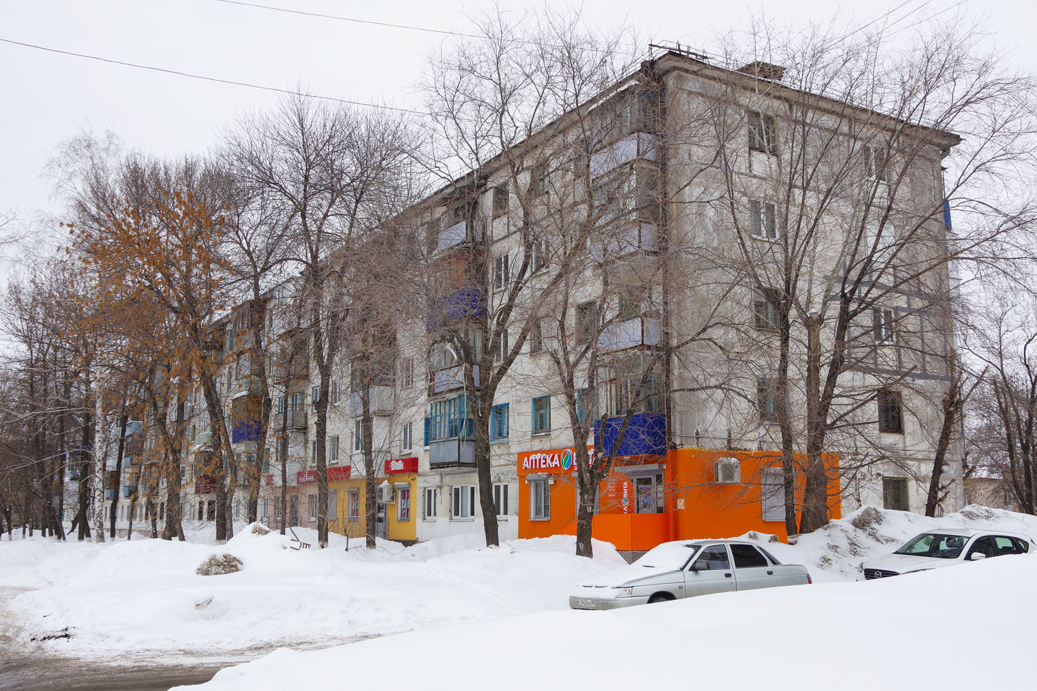 Novokuybyshevsk, Улица Дзержинского, 8