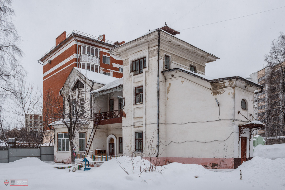 Казань, Улица Хади Атласи, 28