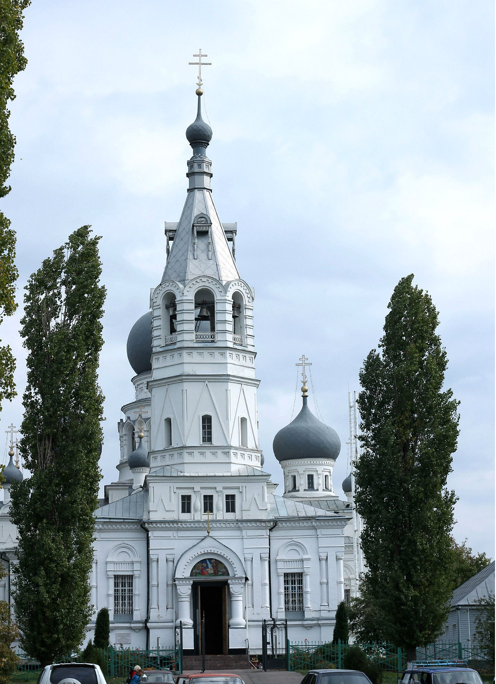Анна, Комсомольская улица, 1