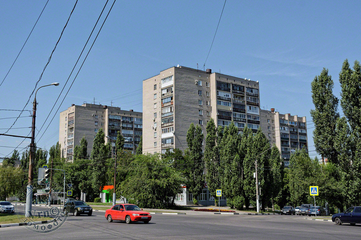 Воронеж, Южно-Моравская улица, 2; Улица Героев Сибиряков, 20; Улица Героев Сибиряков, 18