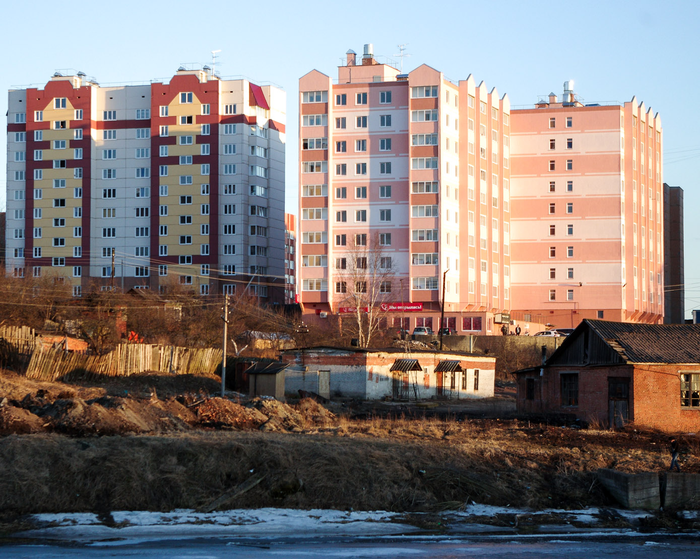 Никольское, Первомайская улица, 11 корп. 1; Первомайская улица, 13 корп. 1