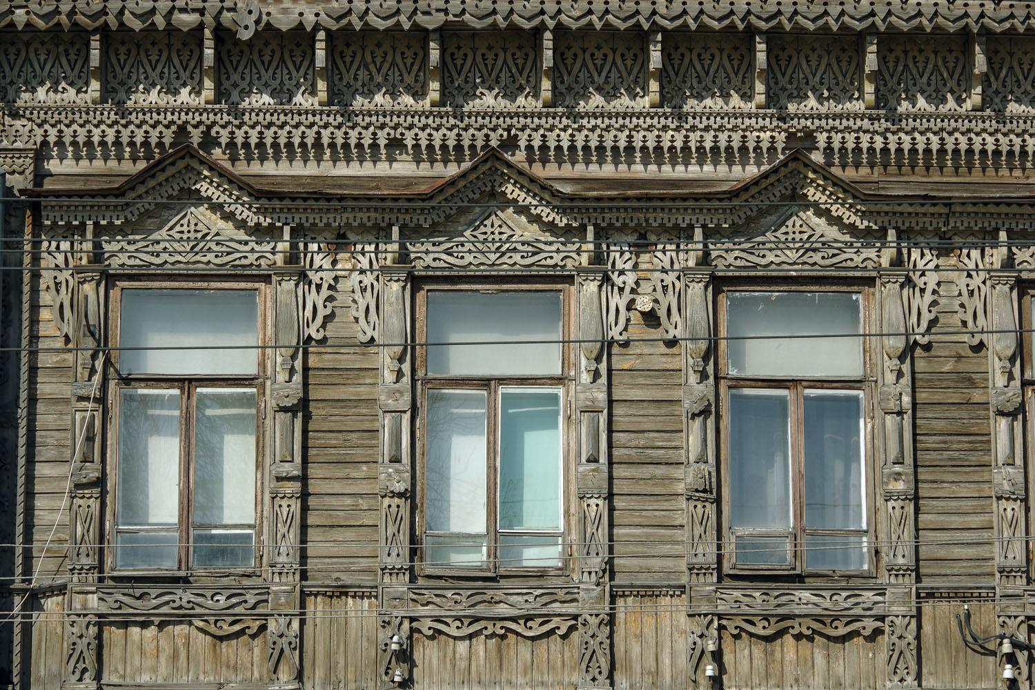 Самара, Самарская улица, 102А. Резные наличники
