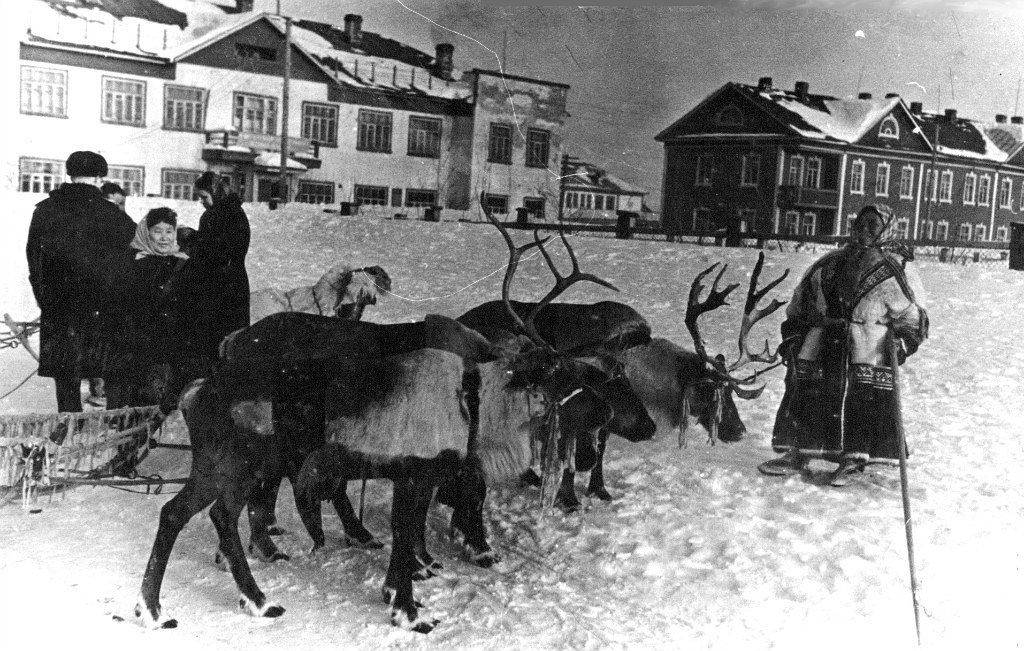 Naryan-Mar, Улица Смидовича, 19 / Улица Тыко Вылки, 2; Улица Смидовича, 21