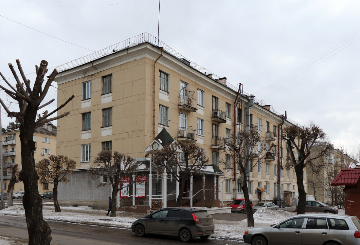 Железногорск, Улица Свердлова, 52 / Улица Решетнёва, 15