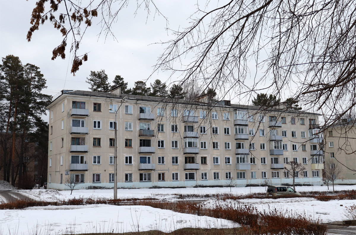 Железногорск, Центральный проезд, 5
