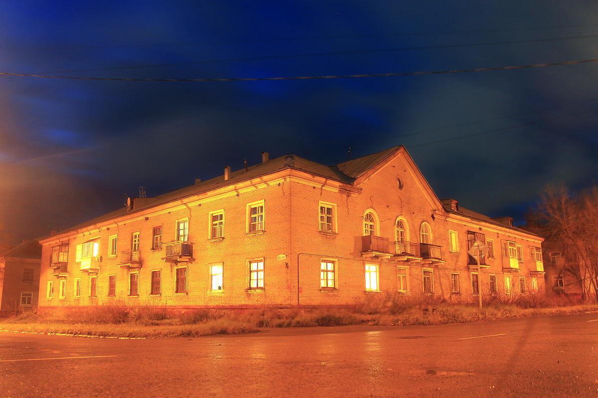Березники, Улица Ермака, 17 / Улица Щорса, 29