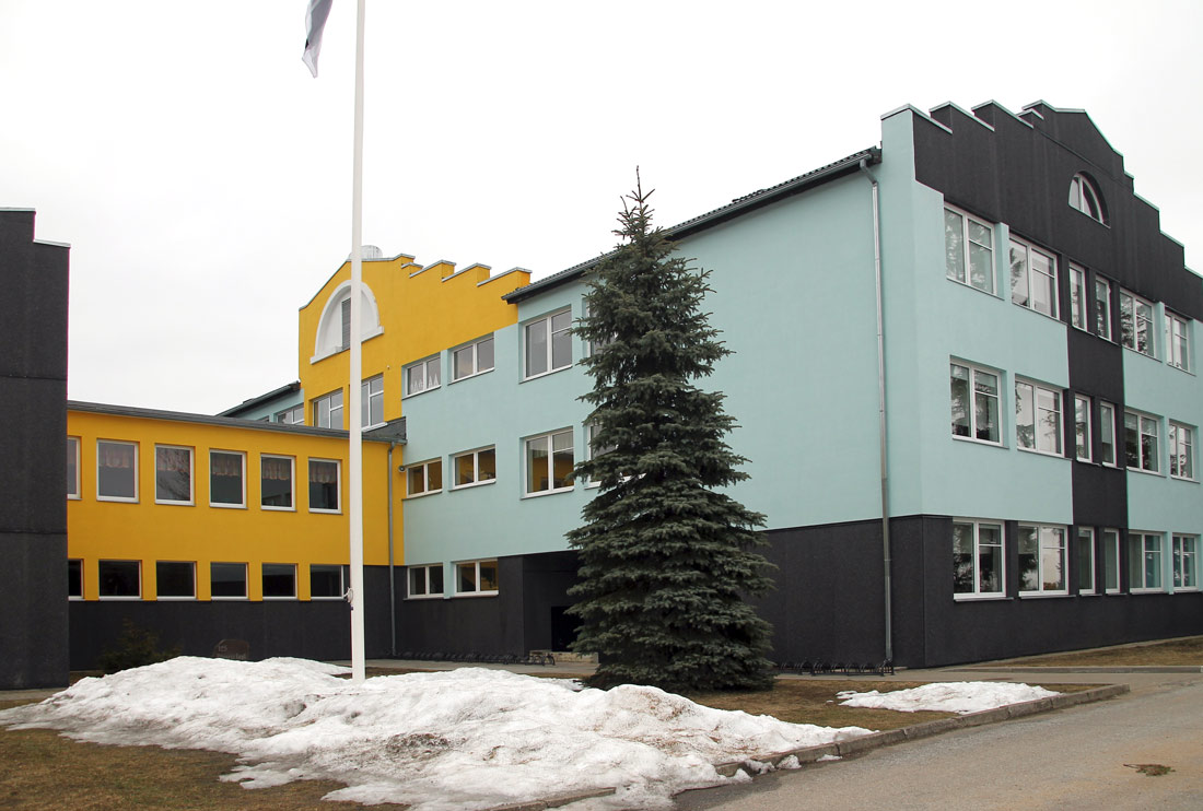 Сымеру, Kooli, 4