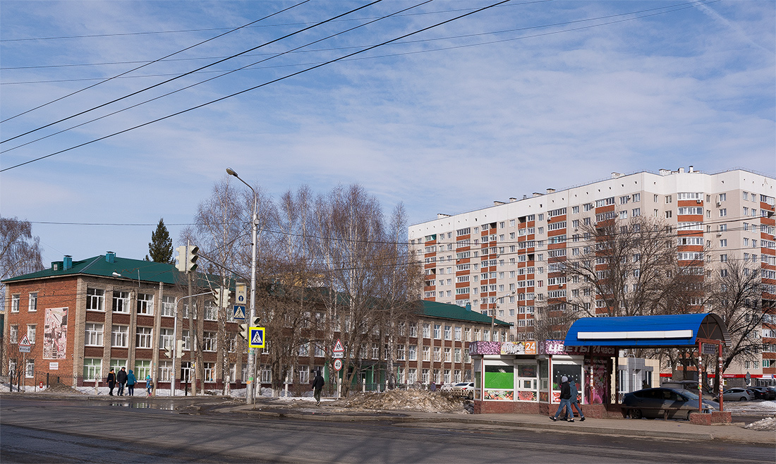 Уфа, Улица Ахметова, 320; Улица Ахметова, 320/1; Улица Ахметова, 318/1*