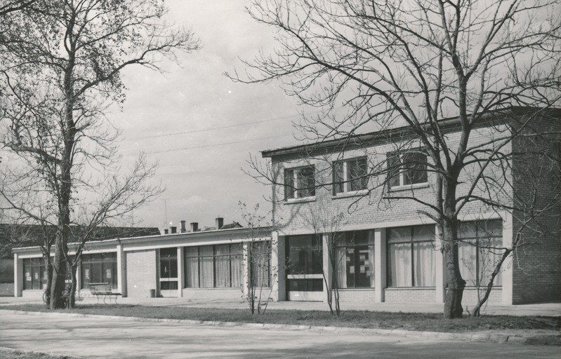Винни, Sõpruse, 2
