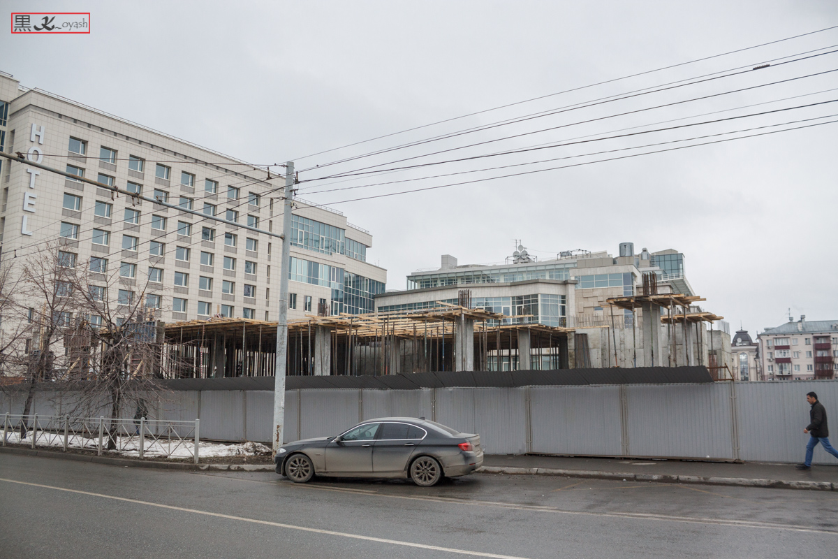 Казань, Право-Булачная улица, 51 / Университетская улица, 1