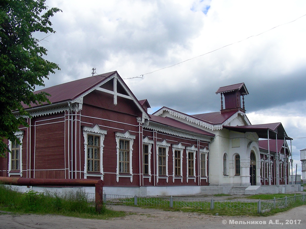 Шуя, Вокзальная площадь, 1