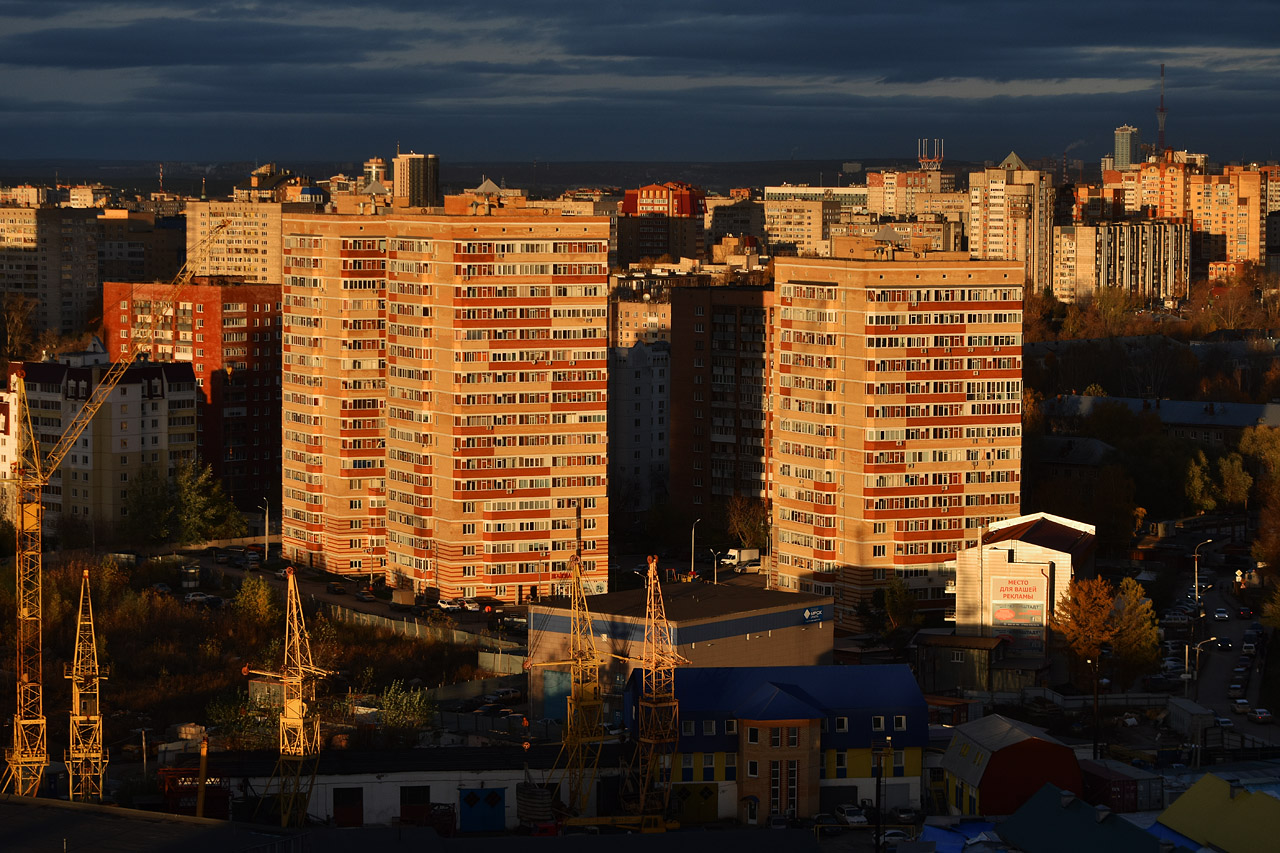 Пермь, Кронштадтская улица, 33; Кронштадтская улица, 31; Кронштадтская улица, 29. Пермь — Панорамы