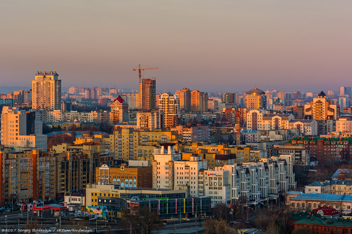 Пермь, Пермская улица, 8; Пермская улица, 10; Пермская улица, 7; Улица Ленина, 10; Екатерининская улица, 33; Улица Пушкина, 50; Улица Пушкина, 13; Улица Пушкина, 72; Улица Луначарского, 32А; Улица Пушкина, 80; Улица 25 Октября, 17; Улица Газеты "Звезда", 27; Пермская улица, 56; Улица Максима Горького, 21. Пермь — Панорамы