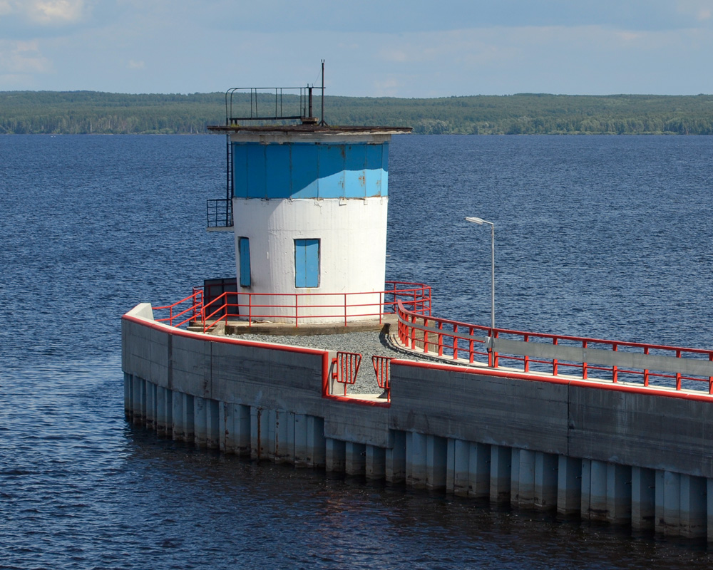 Чайковский, Шлюзовой проезд