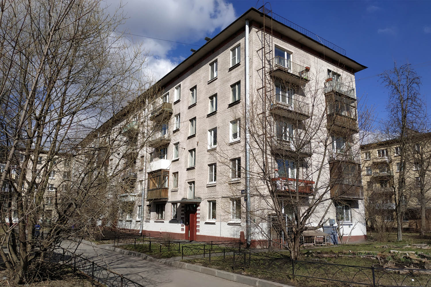 Санкт-Петербург, Улица Орджоникидзе, 17