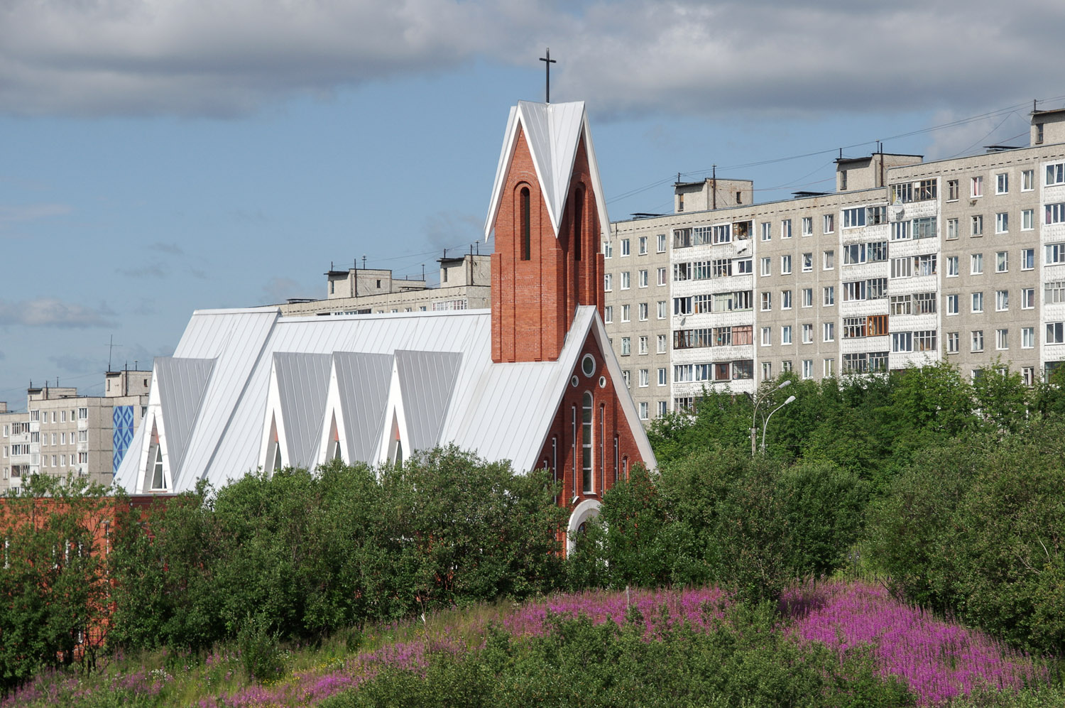 Мурманск, Улица Достоевского, 3А