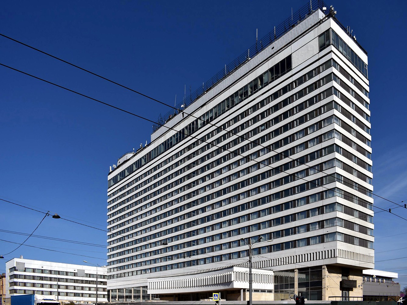 Saint Petersburg, Лермонтовский проспект, 43 / Набережная реки Фонтанки, 140