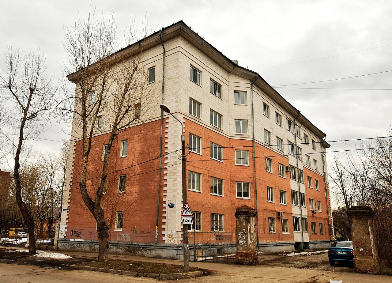 Perm, Улица Чайковского, 17