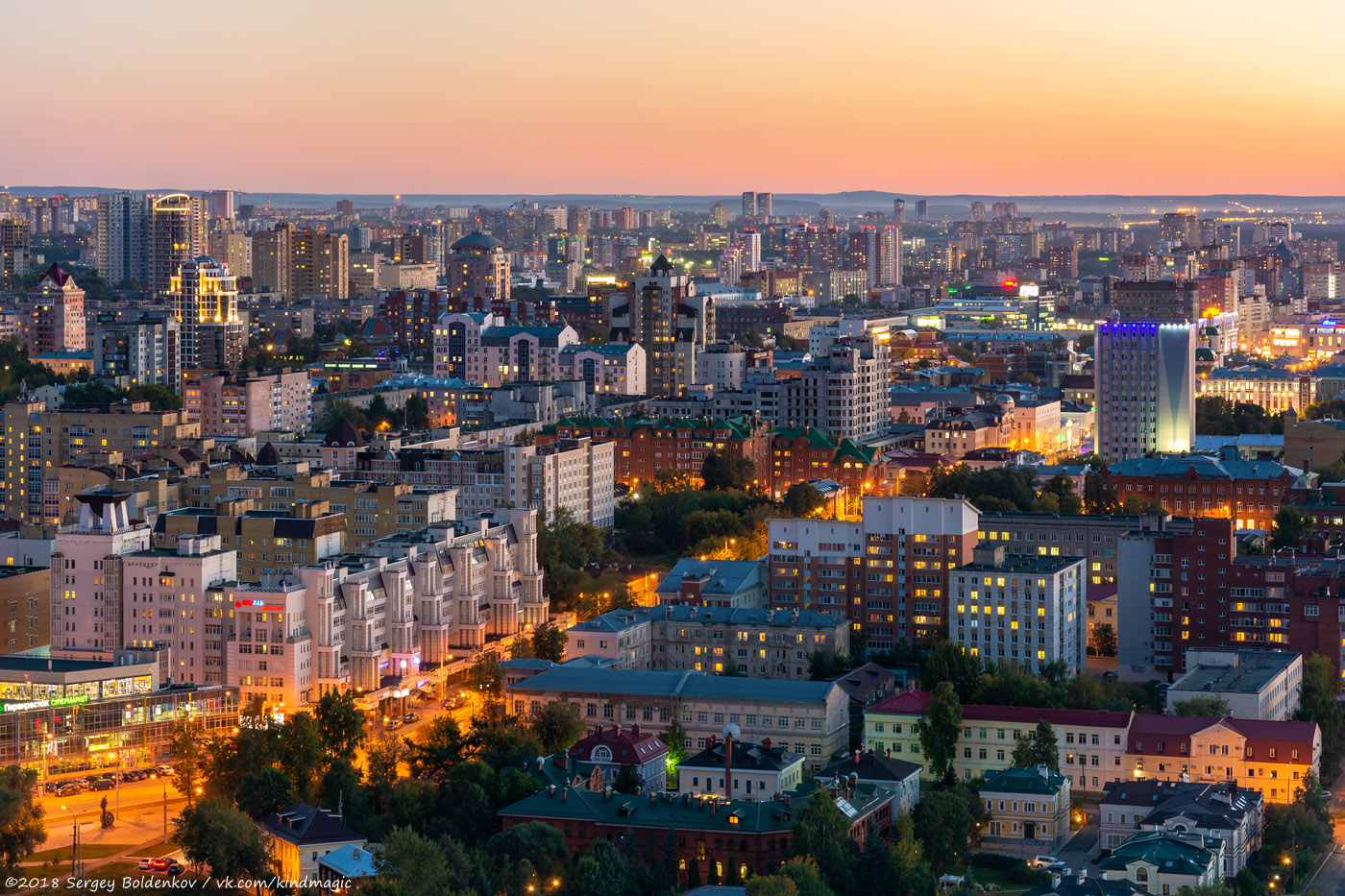 Пермь, Пермская улица, 7; Улица Ленина, 10; Улица Ленина, 7; Улица Ленина, 7А; Улица Ленина, 9; Петропавловская улица, 8А; Улица Клименко, 3; Улица Клименко, 1; Улица Николая Островского, 6; Пермская улица, 17; Улица Максима Горького, 21; Улица Пушкина, 13; Улица Революции, 54; Улица Пушкина, 72; Улица Луначарского, 32А; Улица Газеты "Звезда", 27; Улица 25 Октября, 17; Пермская улица, 56; Пермская улица, 33; Улица Ленина, 19. Пермь — Панорамы