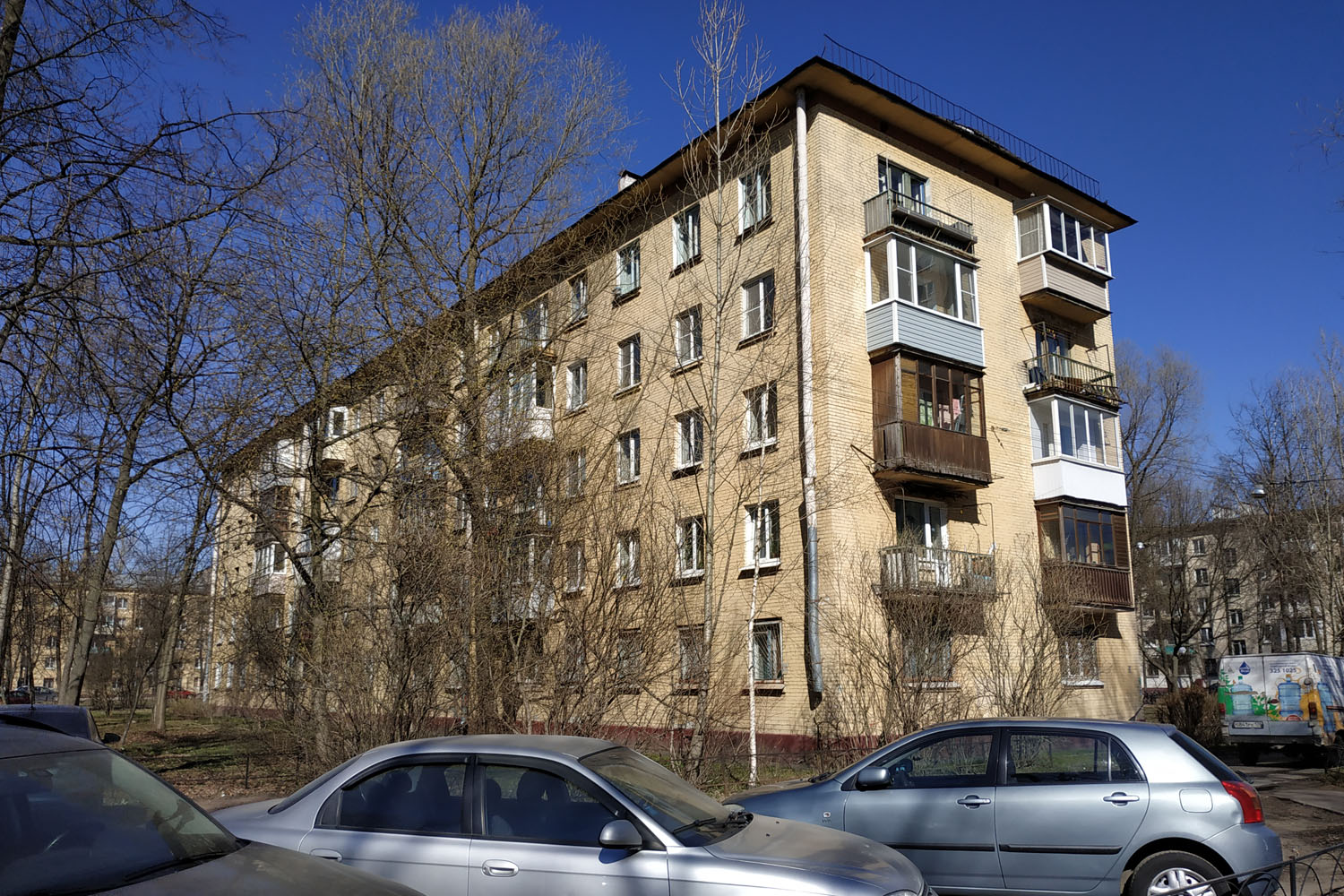 Санкт-Петербург, Улица Орджоникидзе, 25