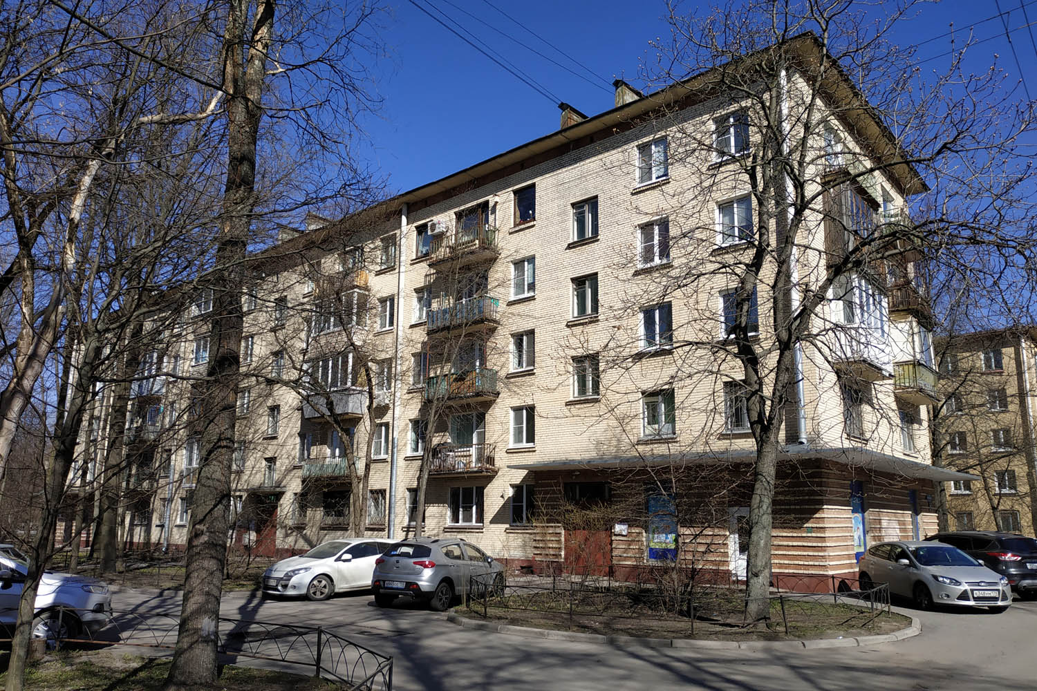 Санкт-Петербург, Улица Орджоникидзе, 23