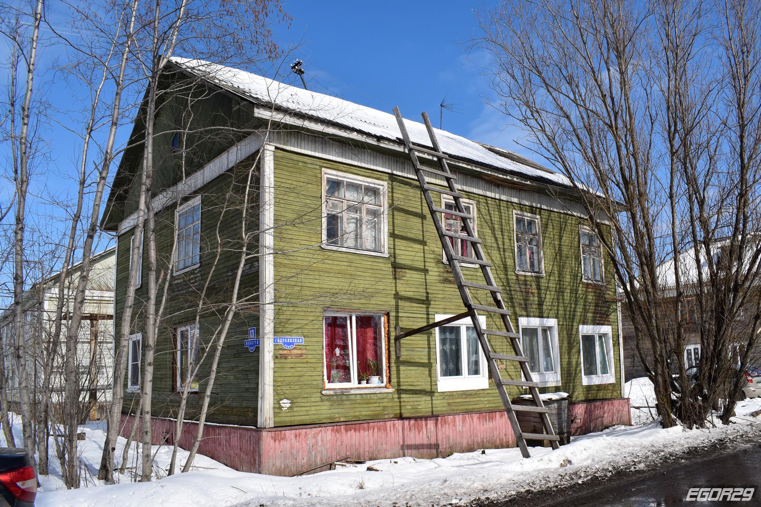 Архангельск, Гидролизная улица, 7 / Улица Юности, 13