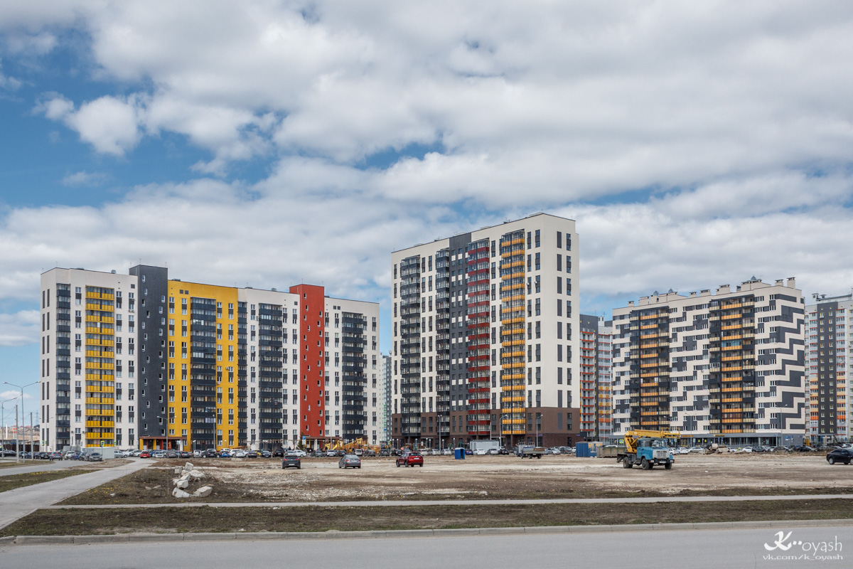 Казань, Улица Александра Курынова, 6 корп. 2; Улица Александра Курынова, 6 корп. 1; Улица Натана Рахлина, 7 корп. 2