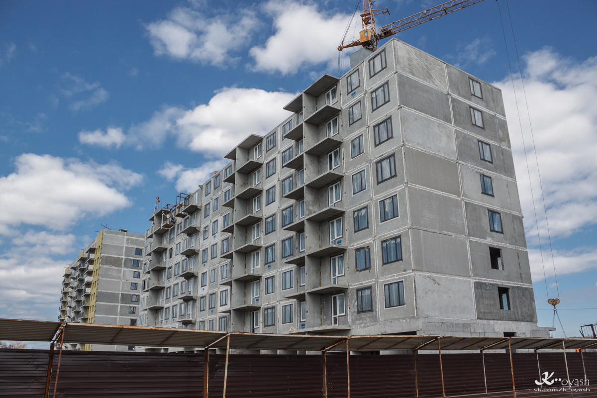Казань, Улица Александра Курынова, 11 корп. 2; Улица Александра Курынова, 11 корп. 1