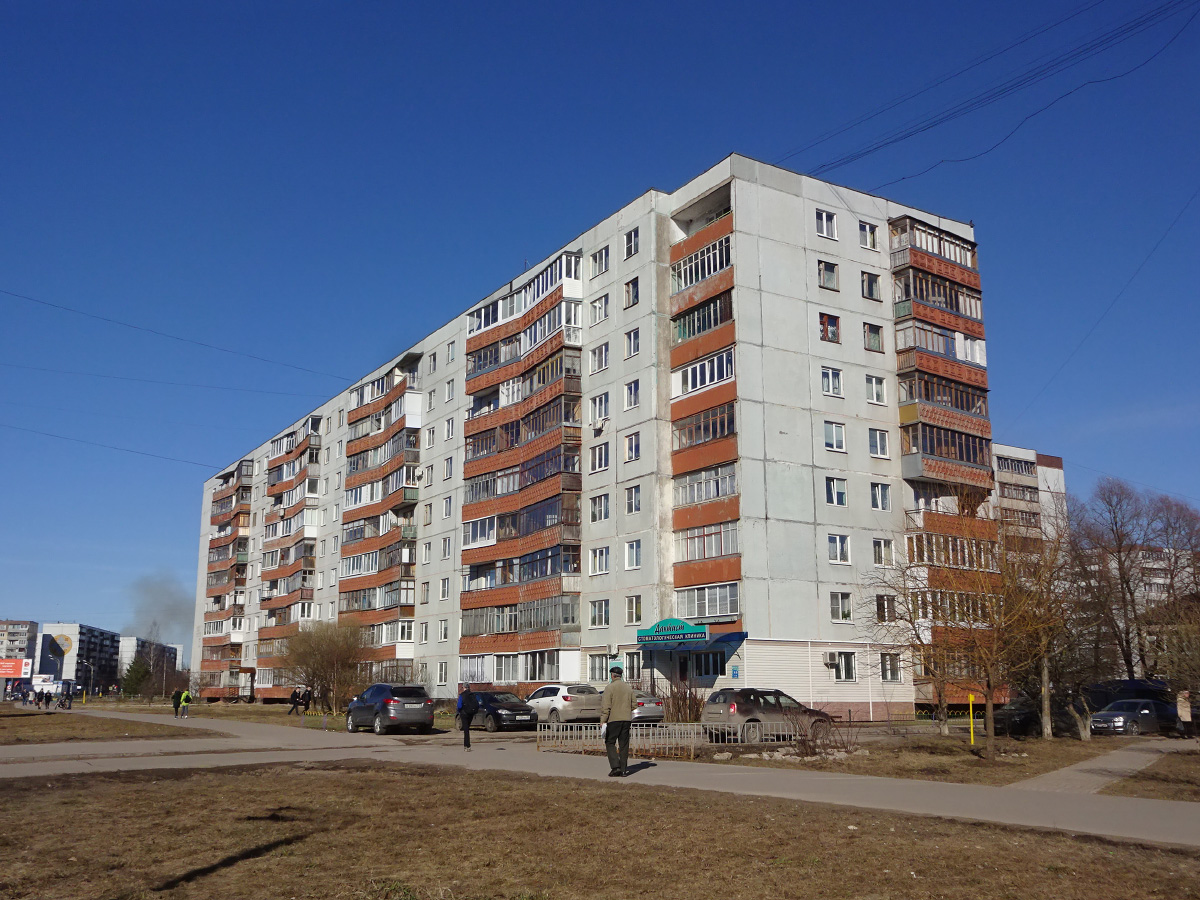 Великий Новгород, Улица Кочетова, 15 корп. 1