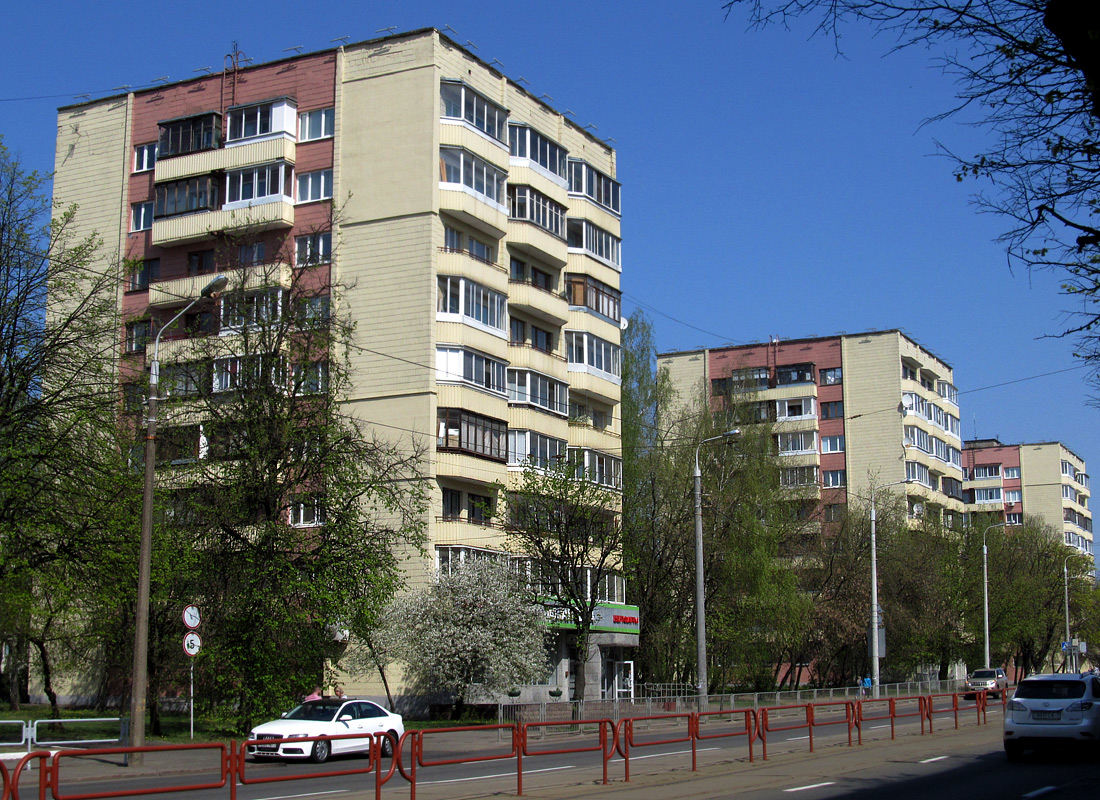 Минск, Улица Якуба Коласа, 43 корп. 1; Улица Якуба Коласа, 45 корп. 1; Улица Якуба Коласа, 47 корп. 1