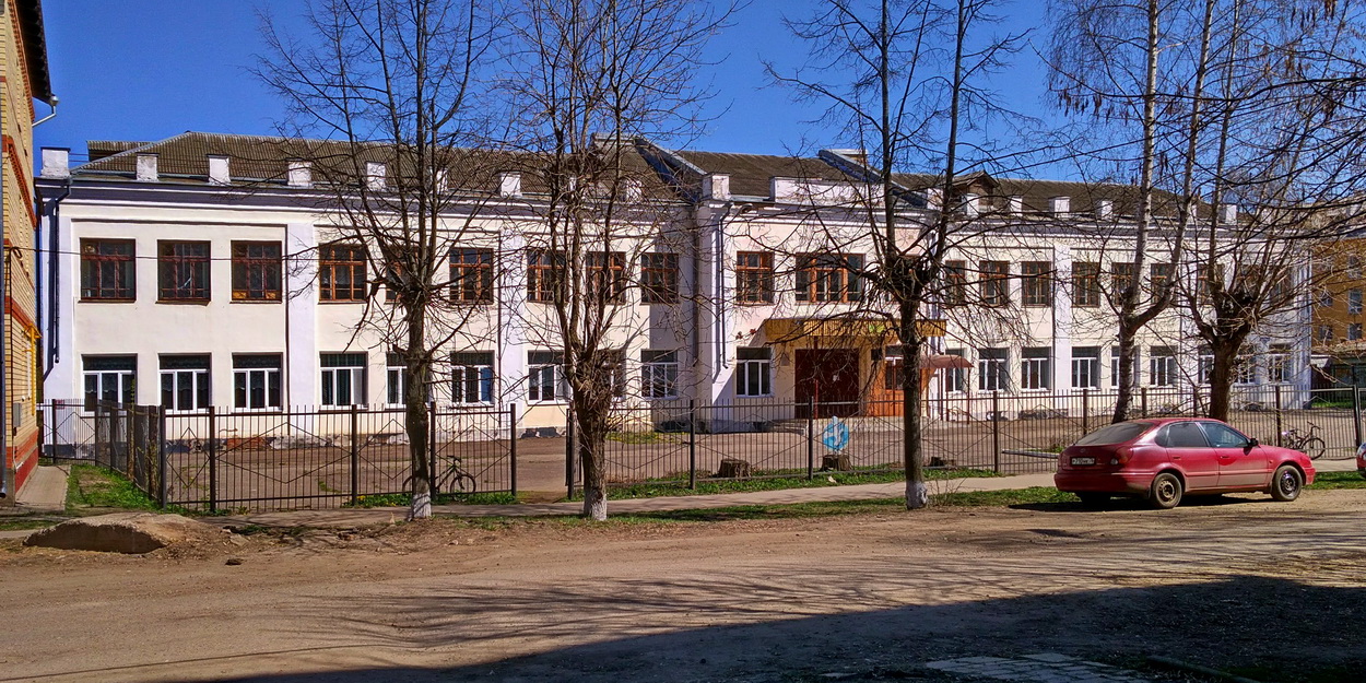Ростов, Улица Революции, 12А