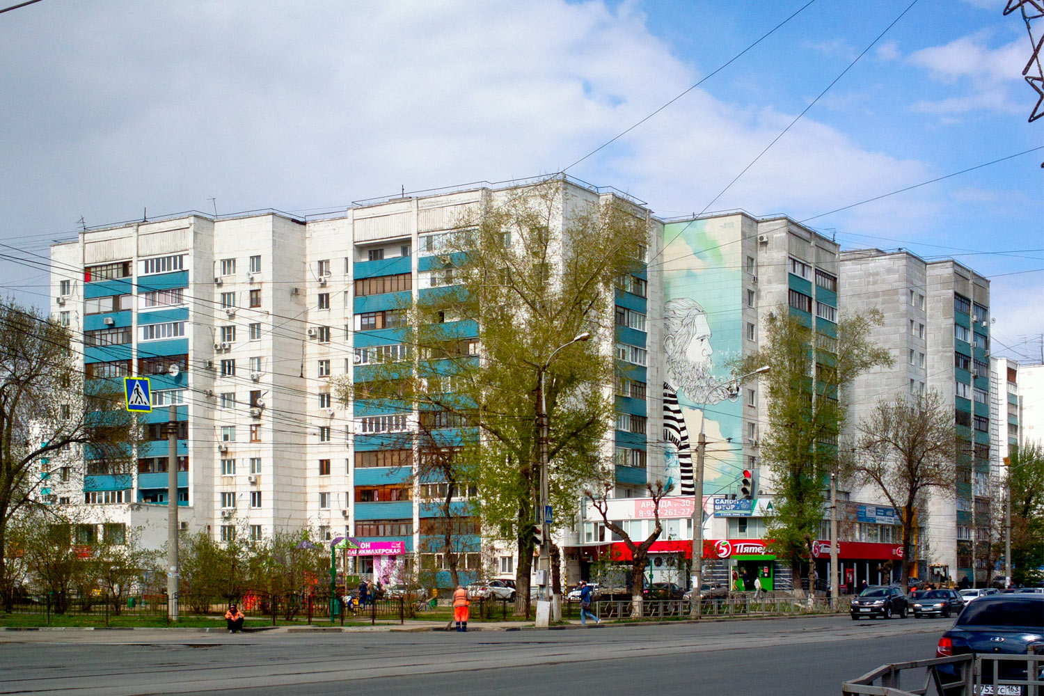 Самара, Советская улица, 3; Улица Победы, 146 / Советская улица, 1. Монументальное искусство (мозаики, росписи, барельефы, сграфито)
